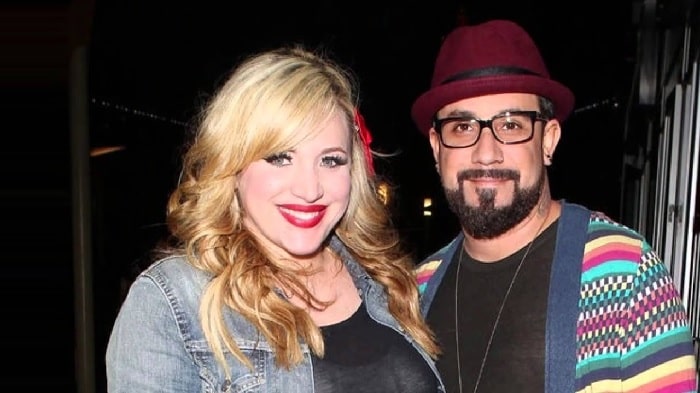 About Rochelle DeAnna McLean - A.J. McLean's Wife and Hair Stylist